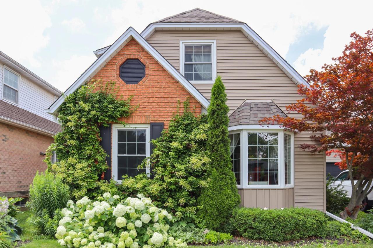 The Promenade Cottage License # 002-2023 Niagara-on-the-Lake المظهر الخارجي الصورة