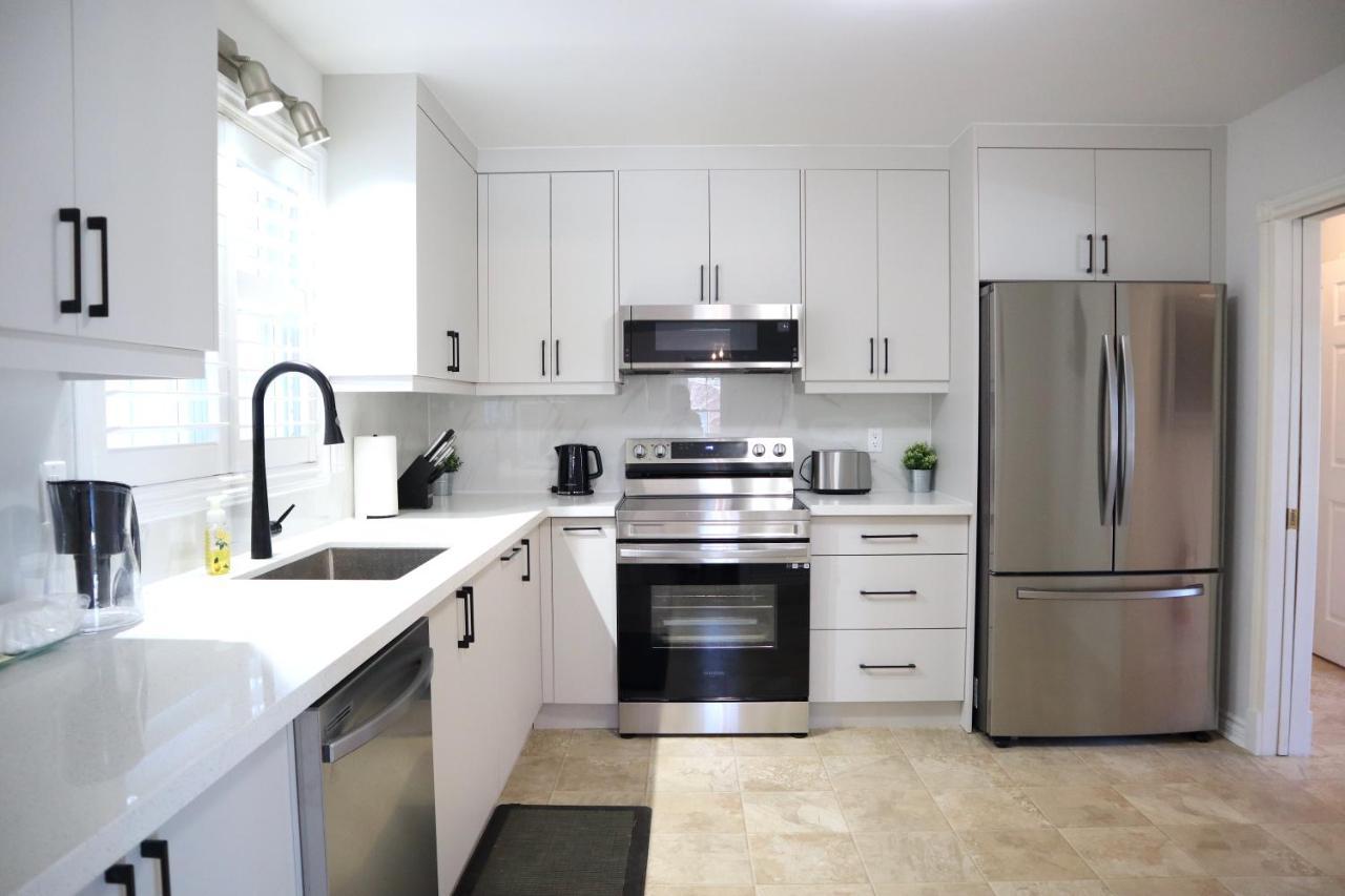 The Promenade Cottage License # 002-2023 Niagara-on-the-Lake المظهر الخارجي الصورة